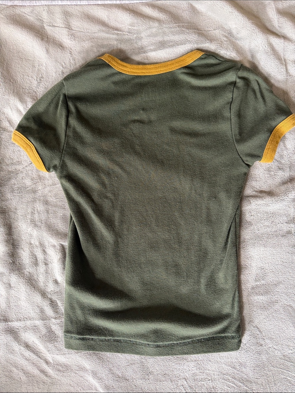 BDG Urban Outfitters Green Short Sleeve Tee with Deer Graphic - Picture 3 of 3